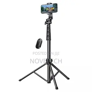 UGREEN Tripod Stand Selfie Stick Bluetooth Remote Filming
