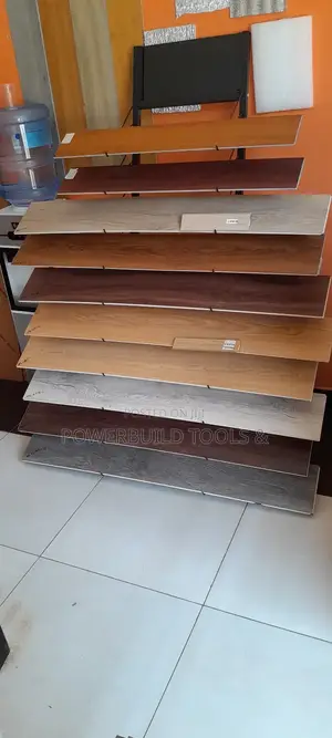 Interlocking SPC Flooring 100% Waterproof