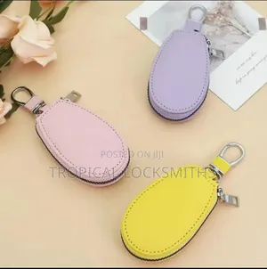 Leather Keyholder/Key Pouch/Key Chain