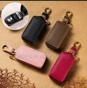 Leather Car Keypouch/Key Holder