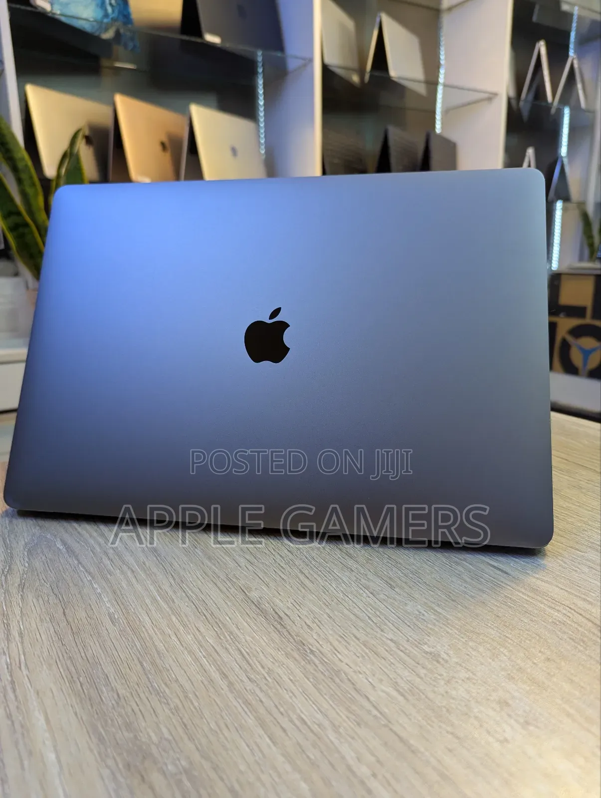 Laptop Apple MacBook Pro 2016 16GB Intel Core I7 SSD 512GB