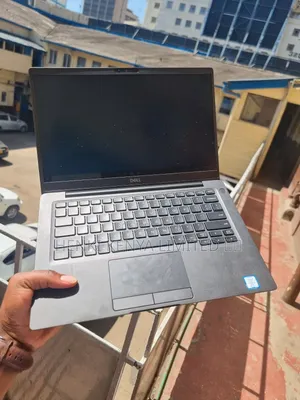 Laptop Dell Latitude 7300 8GB Intel Core I5 SSD 256GB