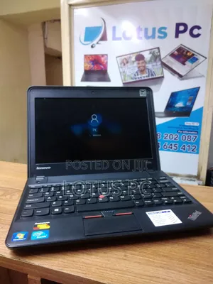 Laptop Lenovo ThinkPad X131e 4GB Intel Celeron HDD 500GB