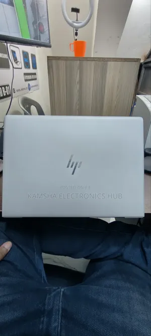 Laptop HP EliteBook 840 G5 8GB Intel Core I5 SSD 256GB