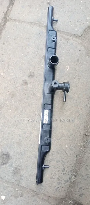 Nissan Serena Radiator Top Cover