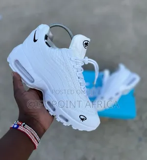 White Airmax 95 Sneakers