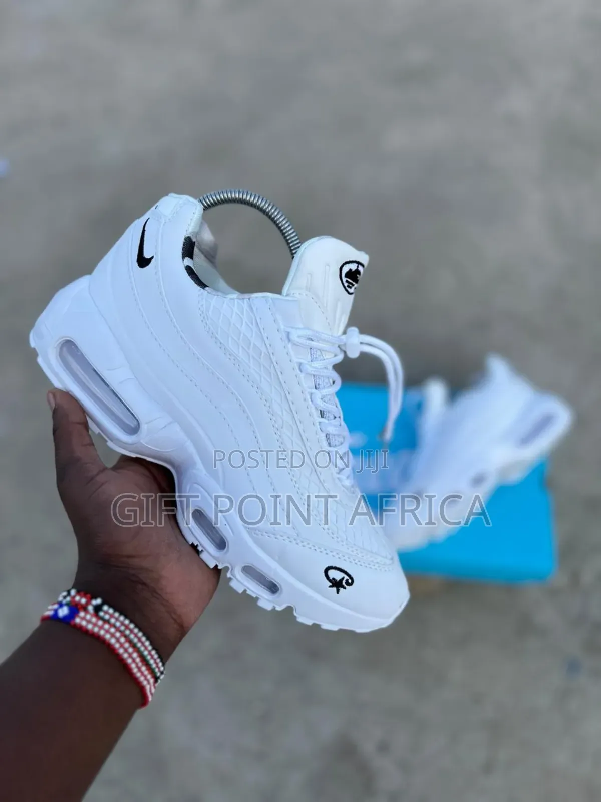 White Airmax 95 Sneakers