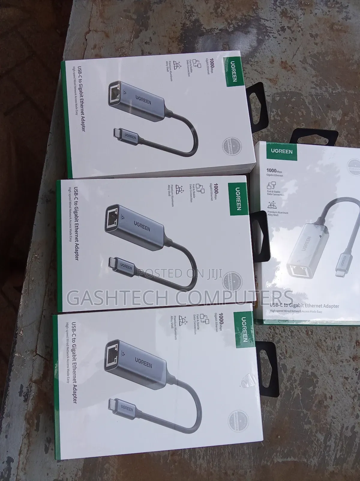 CM483 UGREEN USB-C 3.1 GEN1 to Gigabit Ethernet Adapter .