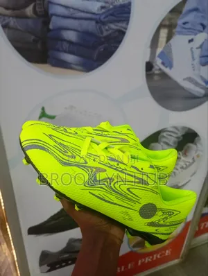 Kaotic Soccer Boots Sizes (39-45)