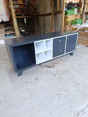 World Class 6 Feet Tv Stand