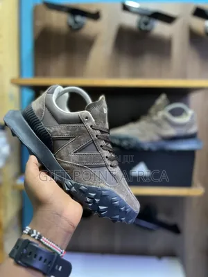*New Balance XC-72* Sneakers