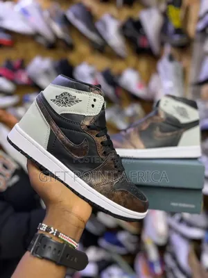 Jordan 1 High Cut Sneakers