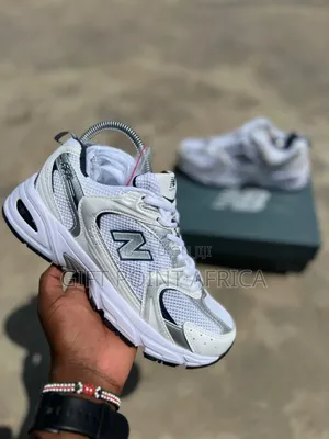New Balance 530 Sneakers