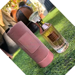Velvet Rose Perfume
VELVET ROSE Is an Exquisite High-End