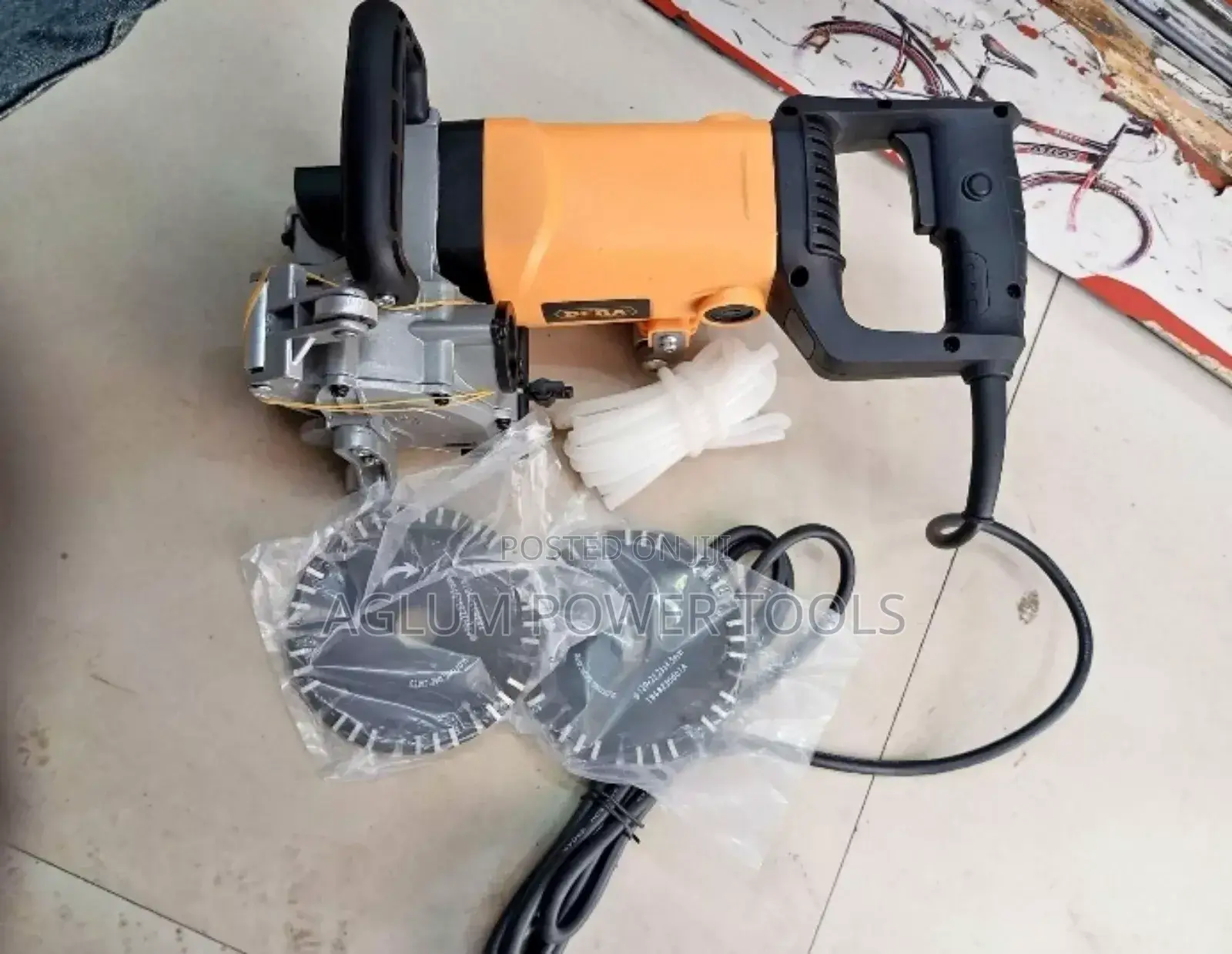 Powerful Dera Wall Chaser 2500W