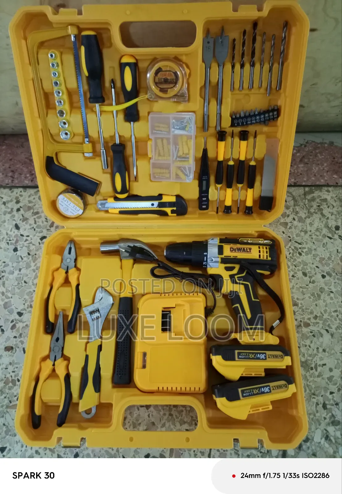 Dewalt Cordless Toolbox /Cordless Drill