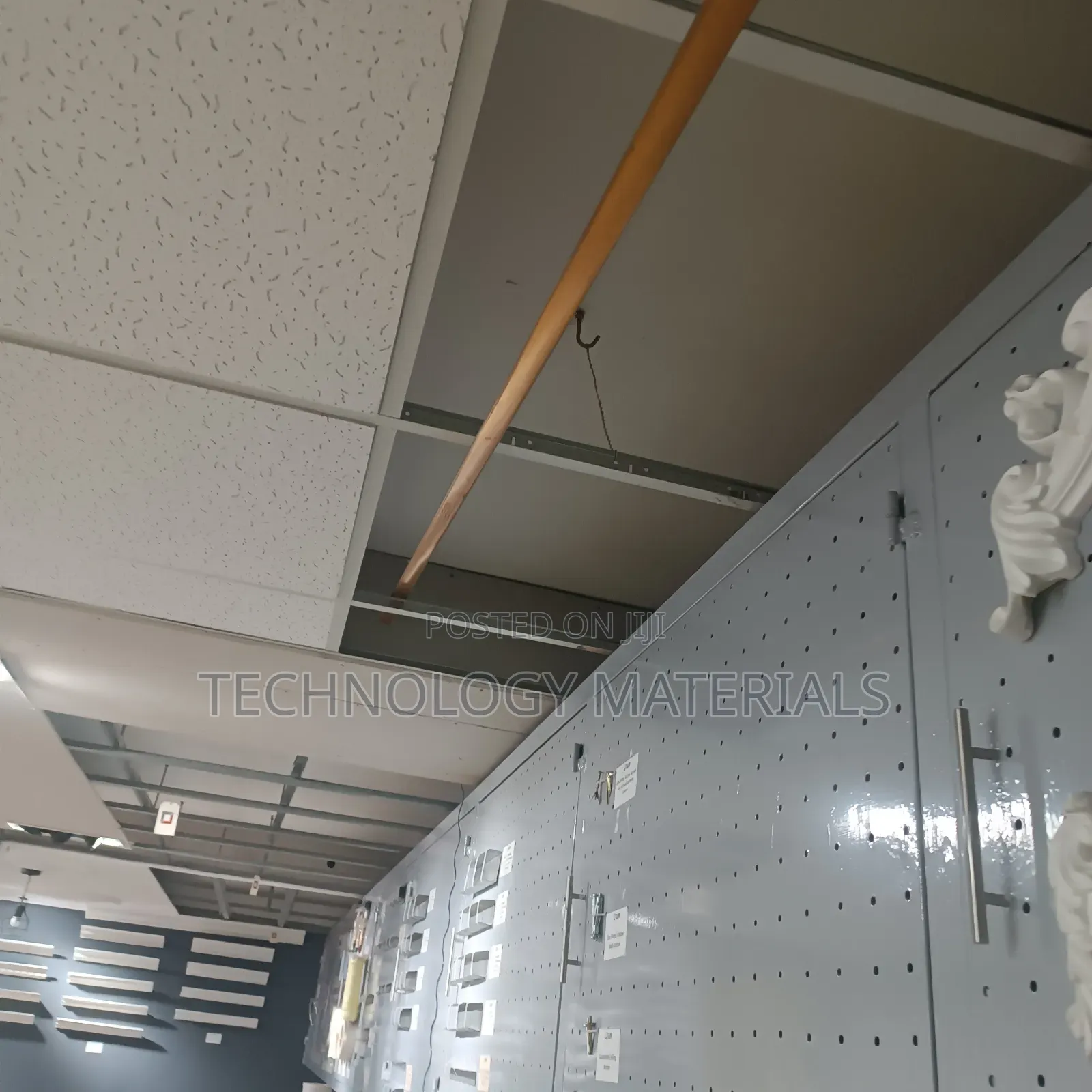Spring Tee for Ceiling System