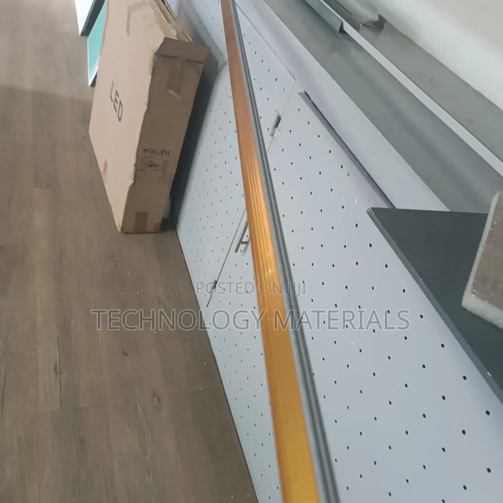 Spring Tee for Ceiling System
