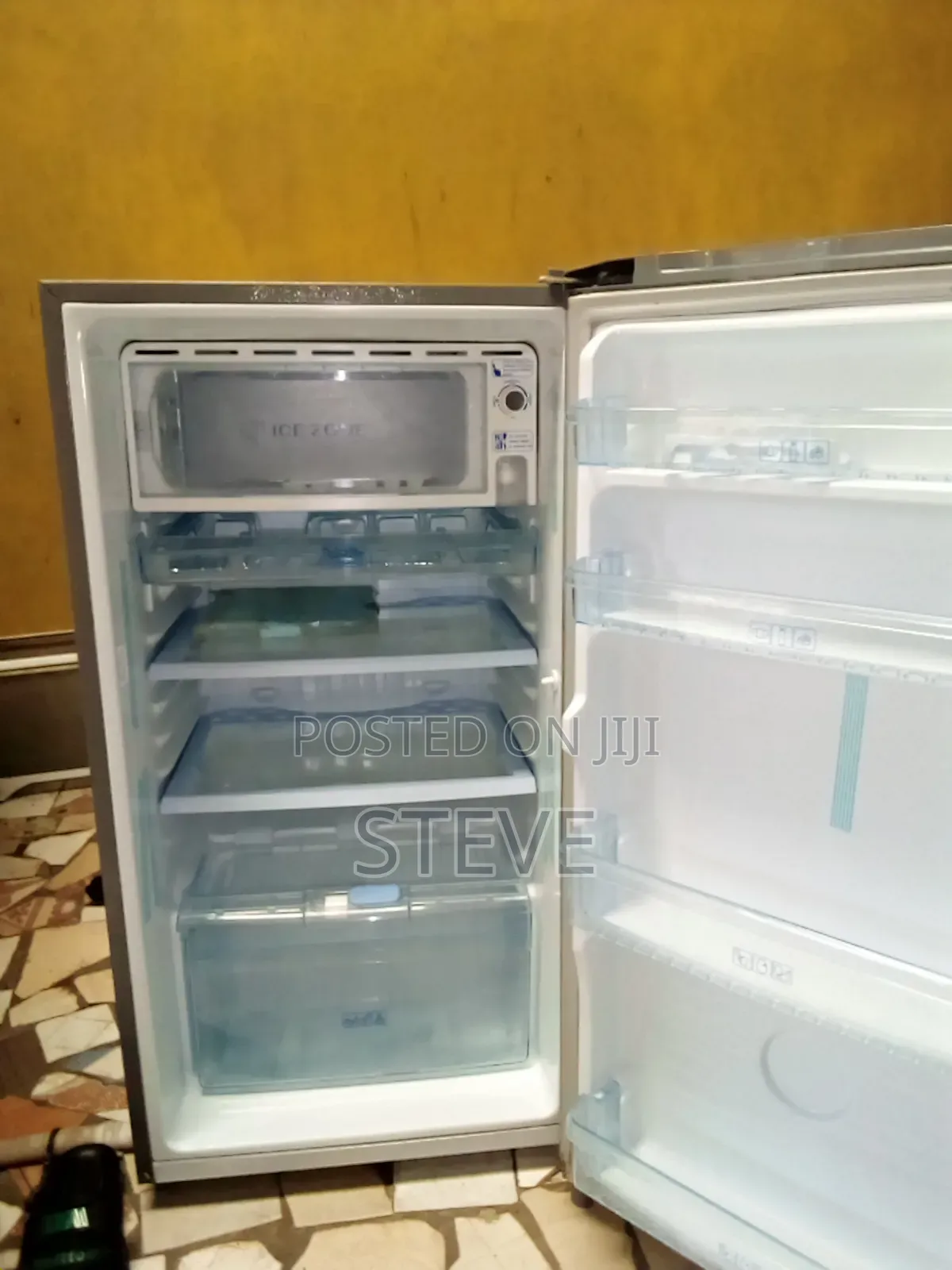 Mika 180ltr 3months Old, A+ , 80watts, Energy Saver