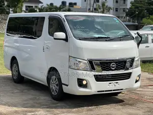 Nissan Caravan (Urvan) 2017 White
