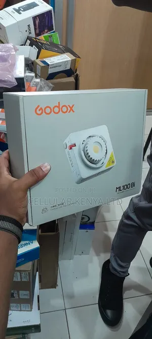 Godox Ml100bi Bi-Color Portable LED Light