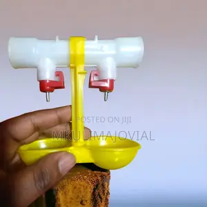 Double Cup Chicken Nipple Drinker Automatic Water Feeder