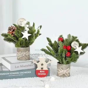 *1pcs Tabletop Exquisite Mini Christmas Tree Stump Home.