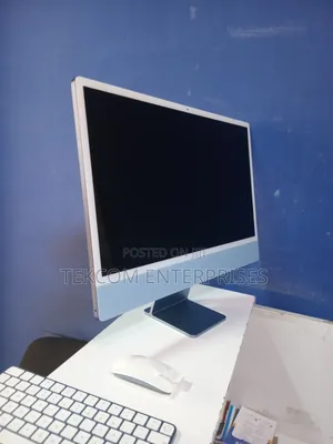 New Desktop Computer HP 8GB Apple M3 SSD 512GB
