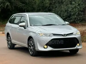 Toyota Corolla Fielder 1.5 Petrol FWD 2017 Silver