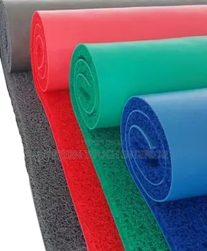 PVC Spaghetti Carpet – Cozy, Easy to Maintain