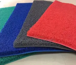 Easy-Care PVC Spaghetti Carpets