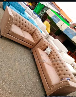 New Classic 5 Seater Chesterfield Sofa