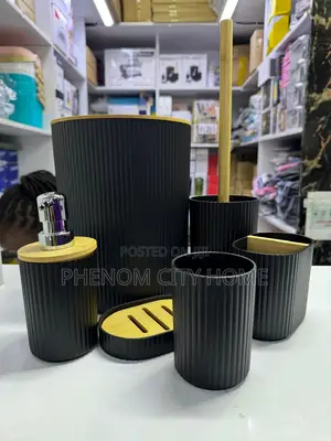 Bathrolm Accessories Set With Wooden Ring
