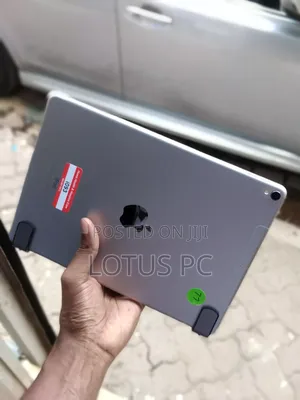 Apple iPad Pro 10.5 (2017) 256 GB Silver