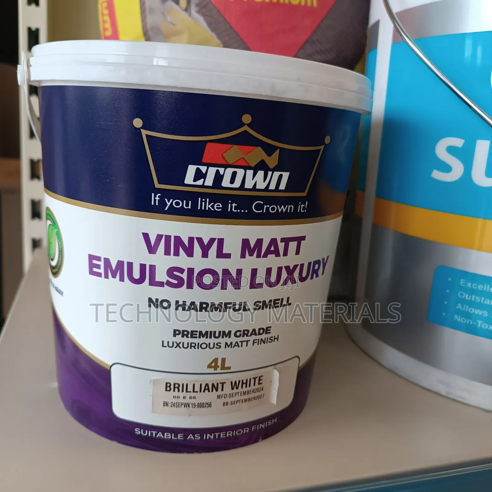 Crown Vinyl Matt Emulsion Luxury(4litres)