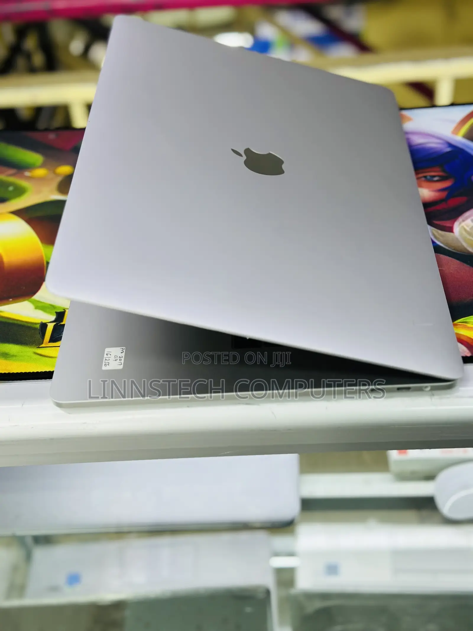 Laptop Apple MacBook Pro 2017 16GB Intel Core I7 SSD 256GB