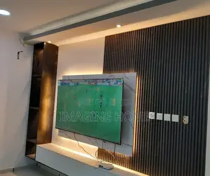 Dark Green Fluted Wall Panels With Marble Sheets Decor