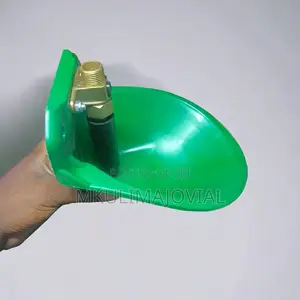 Plastic Automatic Water Bowl for Farming Goats and Sheep