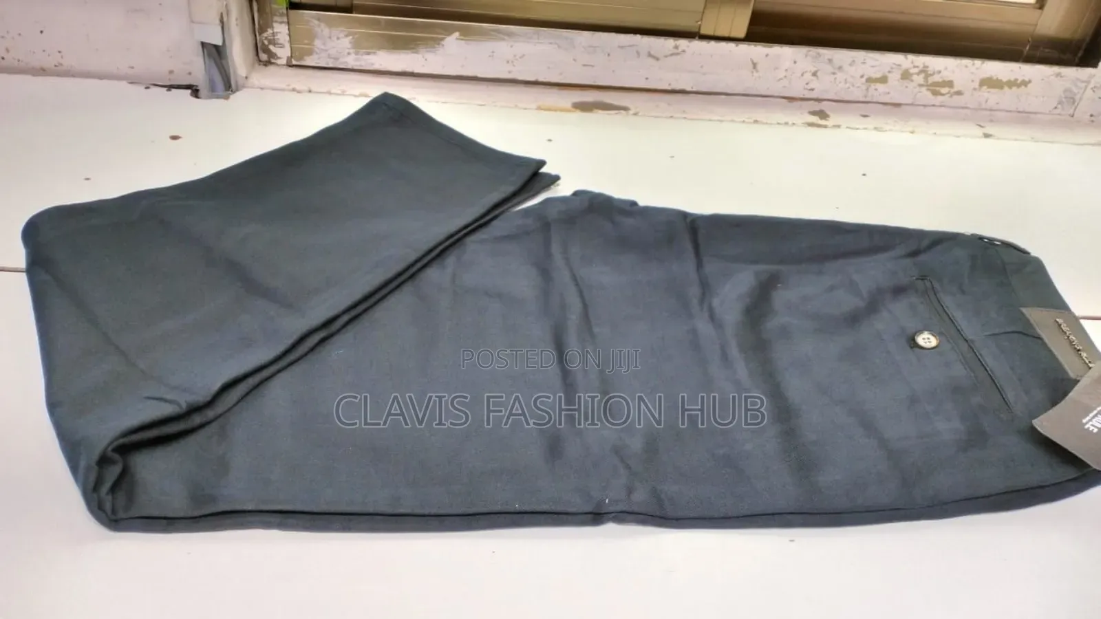 Khaki Pants Size 38 Biege Navy