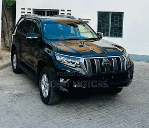 Toyota Land Cruiser Prado 2.8 2018 Black