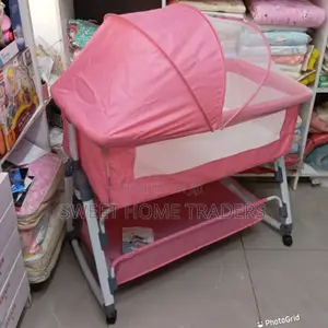 Co-Sleeper Bassinets Pink