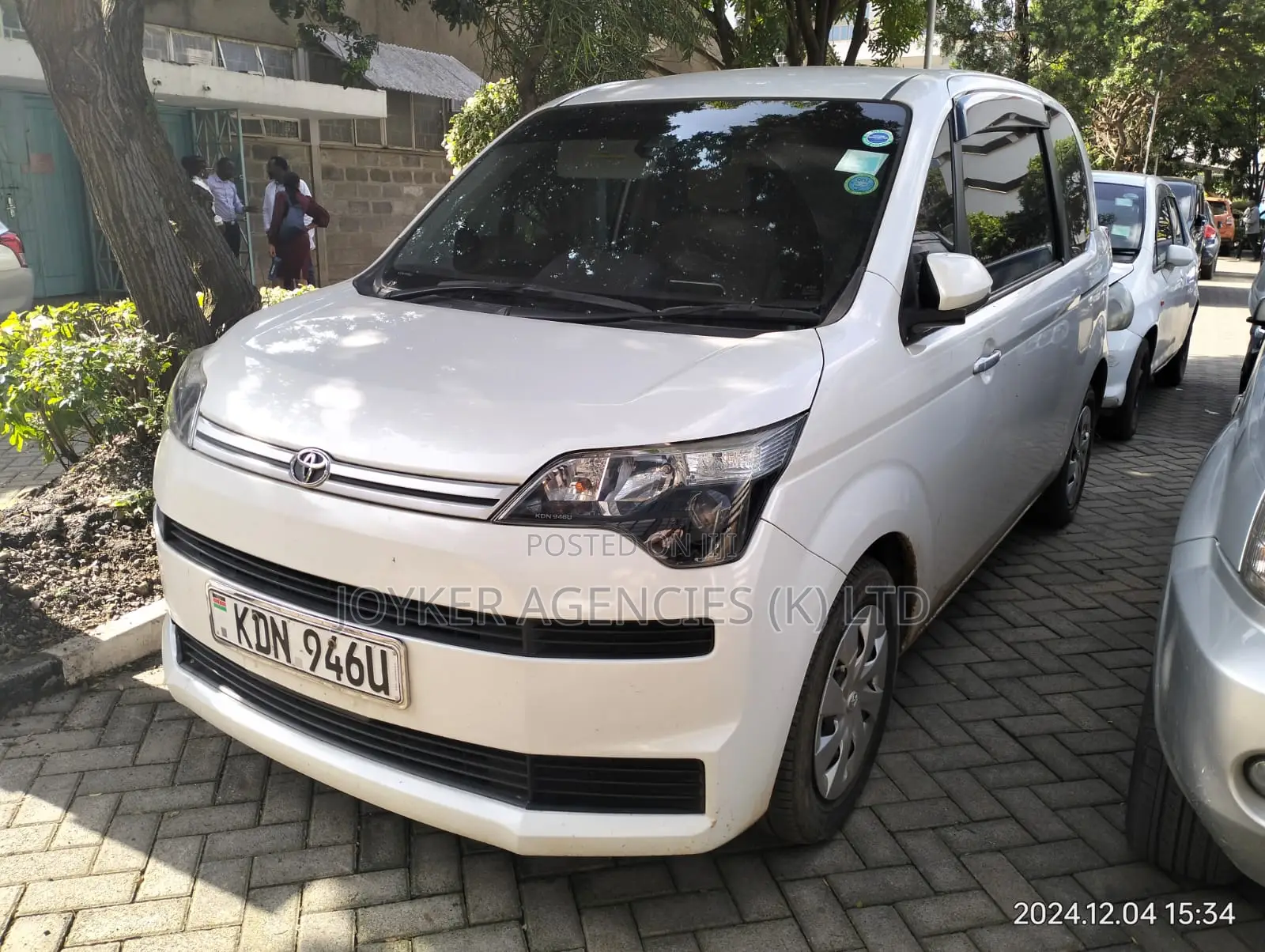 Toyota Spade 1.5 2016 White