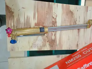 Safe Commercial Cutting Torch