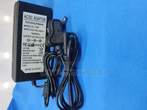 Power Adaptor AC/DC 5amperes 12vaults