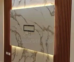 Brown Fluted Wall Panels With Marble Sheets