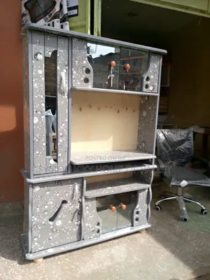 Queen Size Wall Unit 32" Tv Design