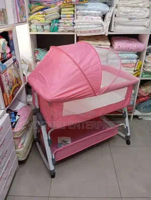 Co- Sleeper Bassinets