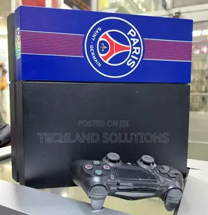 Sony Playstation 4 Standard. Black
