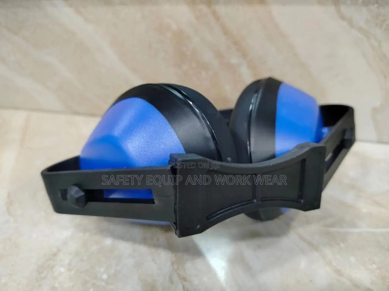 Jsp With A Reinforced Headband