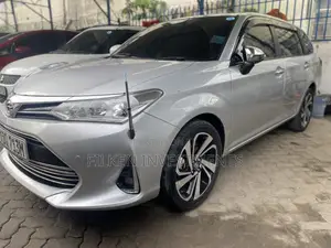 Toyota Corolla Fielder 1.5 Petrol FWD 2017 Silver